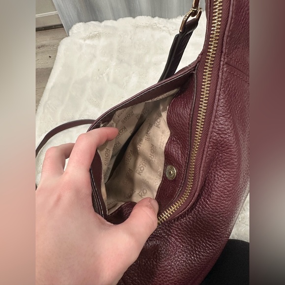 Michael Kors Fulton Crossbody Bag - Picture 7 of 9